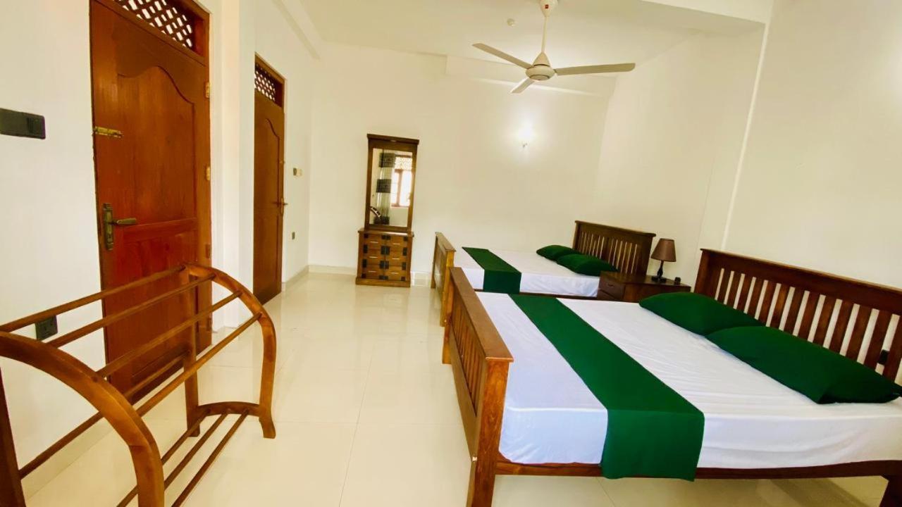 Jasmine Apartments Negombo Chambre photo